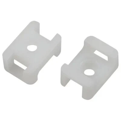 Площадка под хомуты 22х16мм с монтажным отверст. М4 NO-225-313 бел. (уп.10шт) Эра Б0066687