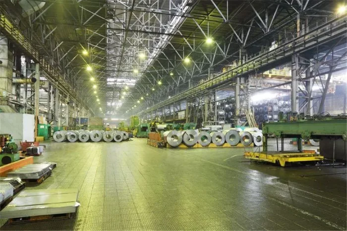 Светильник светодиодный ДСП 4001 100Вт 4000К IP65 для высоких пролетов HIGHBAY алюм. IEK LDSP0-4001-100-40-K23