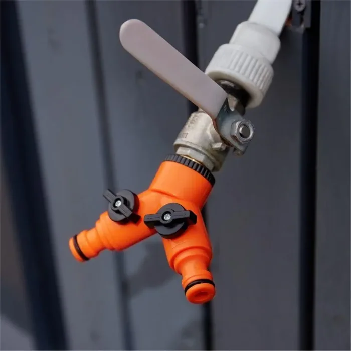 Разветвитель 2-х канальный на кран 3/4-1/2дюйма ЧЕТЫРЕ СЕЗОНА 62-0223