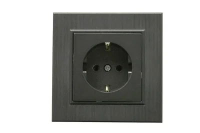 Розетка 1-м Karea LINE STAR с заземл. дым. металлик Makel 86050028