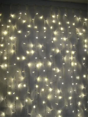 Гирлянда светодиодная &quot;Бахрома&quot; 1.8х0.5м 48LED схема нитей 1/2/3/5/3/2 тепл. бел. IP20 возможность соединения до 3шт 220В КОСМОС KOC_CUR-V21