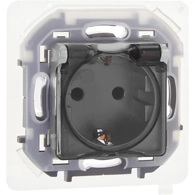 Розетка 1-м СП Inspiria 16А IP44 250В 2P+E защ. шторки с крышкой немецк. стандарт механизм алюм. IEK 673742
