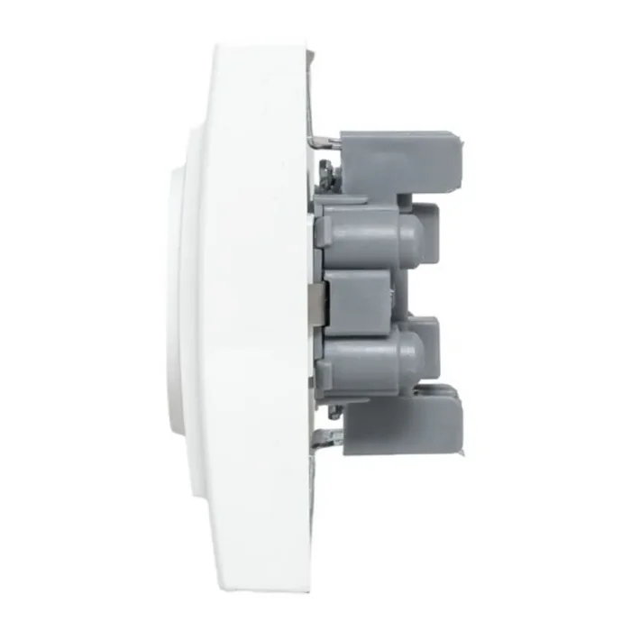 Розетка 2-м СП Минск 16А IP20 с заземл. защ. шторки бел. Basic EKF ERR16-128-100