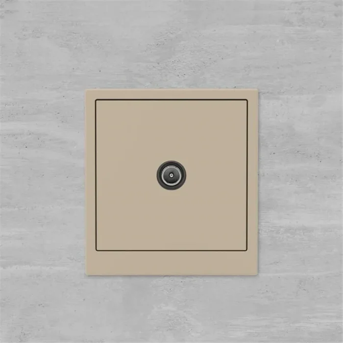 Розетка телевизионная проходная TV KANT ванильн. марципан DKC 7015513