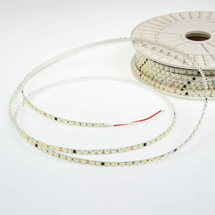 Светодиодная лента линзованная 220VAC 2835 100led/m, 12W/m, day white, A116, nano IP53, со скотчем