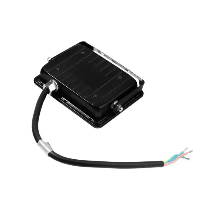 Прожектор светодиодный LFL-2004 C02 LED SMD 20Вт IP65 6500К 2000лм 230В 113х102х24 черн. Camelion 16330