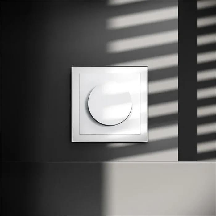 Светорегулятор поворотно-нажимной СП S70 600Вт механизм бел. глянцевый Voltum VLS070301