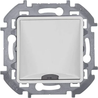 Вывод кабеля Inspiria с зажимом для крепления бел. IEK 673890