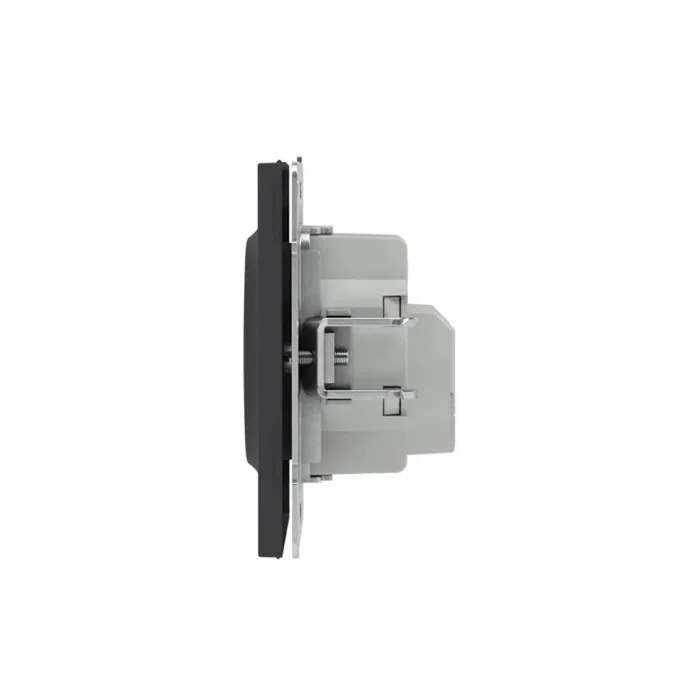 Розетка силовая KANT 2P+E защ. шторки черн. уголь DKC 7012003