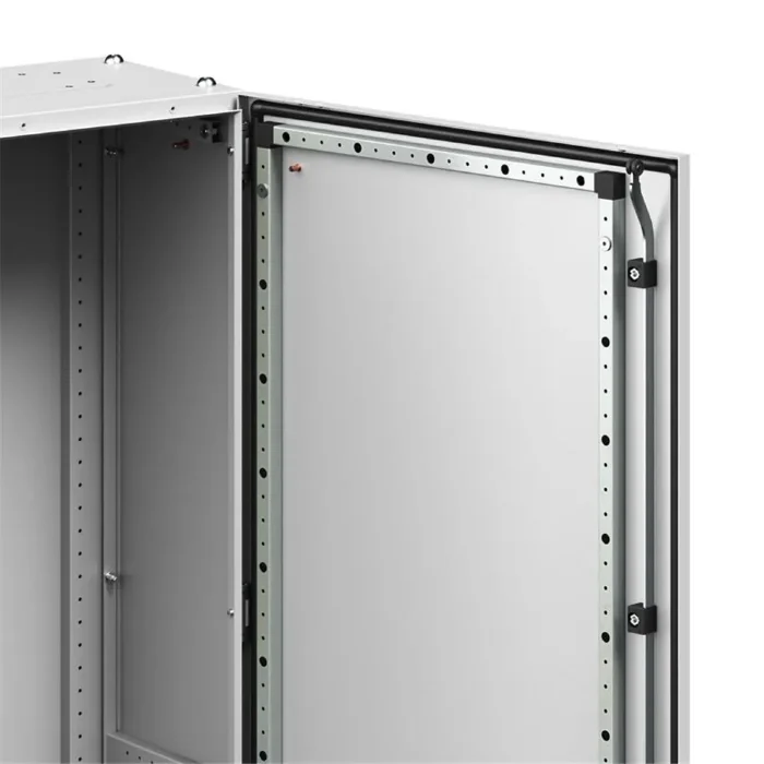 Корпус напольный RAM fit 2000х800х450мм с боков. вырезами DKC R6NFW208045F