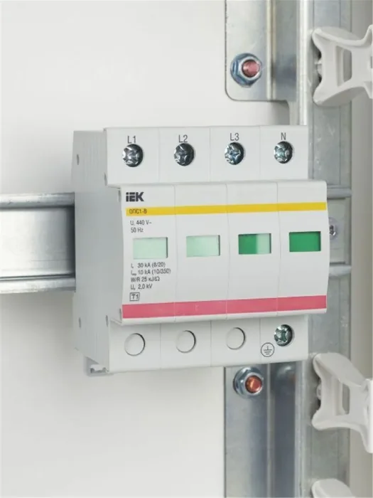 Ограничитель перенапряжения ОПС1-B 4P KARAT IEK MOP20-4-B