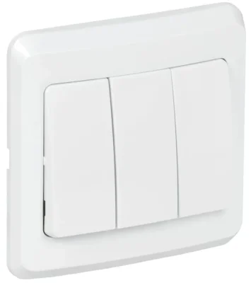 Выключатель 3-кл. 1п СП Вега 10А IP20 ВС10-3-0-ВБ бел. GENERICA EVV30-K01-10-DM