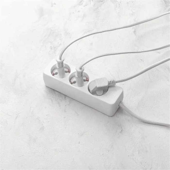 Удлинитель 3х3м с заземл. 3х0.75 бел. PROCONNECT 13-4209