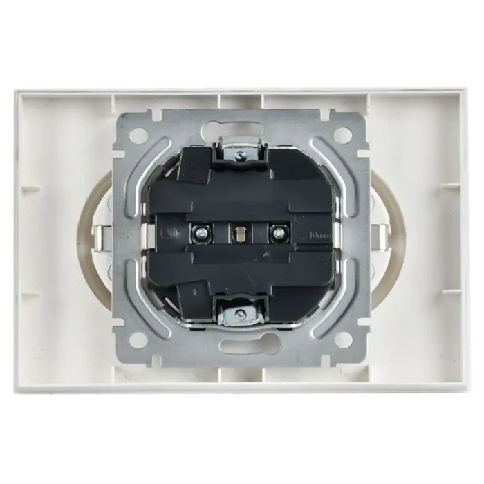 Розетка 2-м СП BRITE РС12-3-БрАБ 16А в сборе с заземл. без защ. шторок арктич. бел. IEK BR-R21-16-K91-F