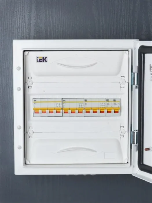 Выключатель нагрузки (мини-рубильник) 3п 63А ВН-32 KARAT IEK MNV10-3-063