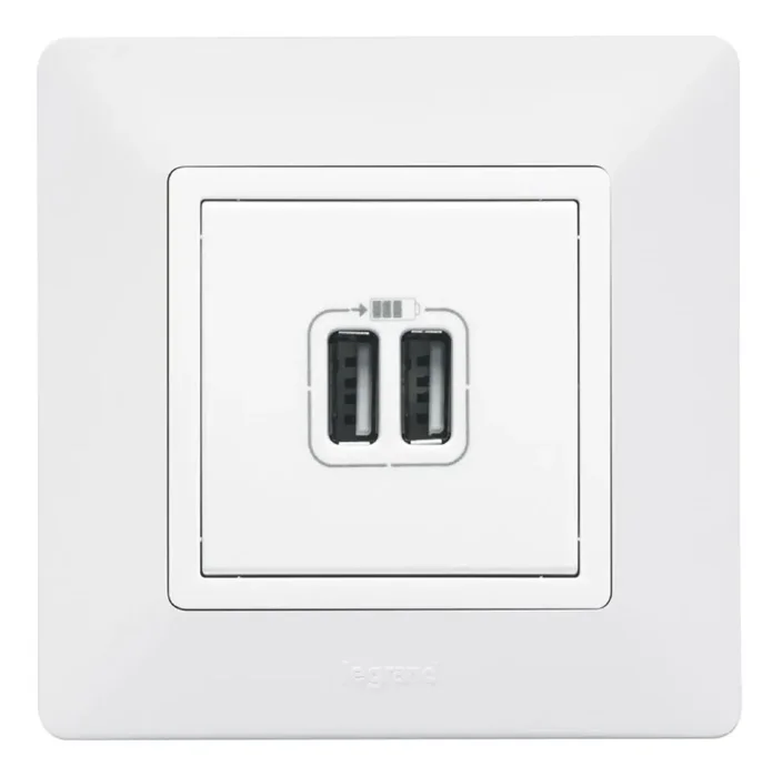 Розетка USB 2-м Valena Life 240В/5В 2400мА с лицев. панелью механизм бел. Leg 753412