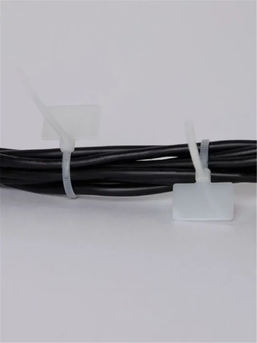 Хомут кабельный ХП1 2.5х110 нейл. бел. с таб. 20х13 (уп.100шт) IEK UHH61-3-110-100