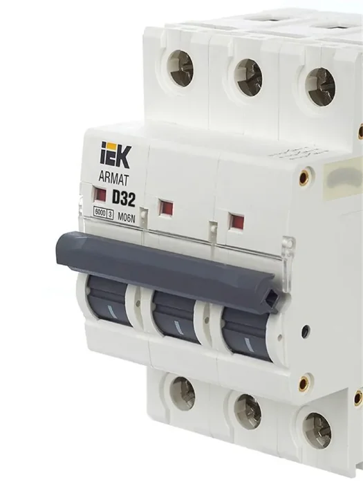 Выключатель автоматический модульный 3п D 32А M06N ARMAT IEK AR-M06N-3-D032