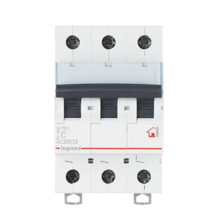 Выключатель автоматический модульный 3п C 32А 6кА TX3 6000 3мод. 400В Leg 404059