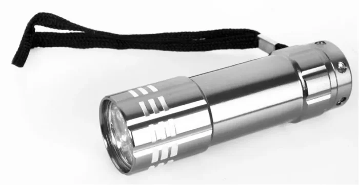 Фонарь UF5LED 3хR03 5LED алюм. металлик (короб) Ultraflash 7901