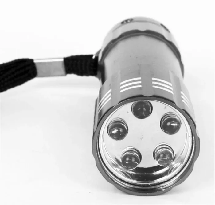 Фонарь UF5LED 3хR03 5LED алюм. металлик (короб) Ultraflash 7901