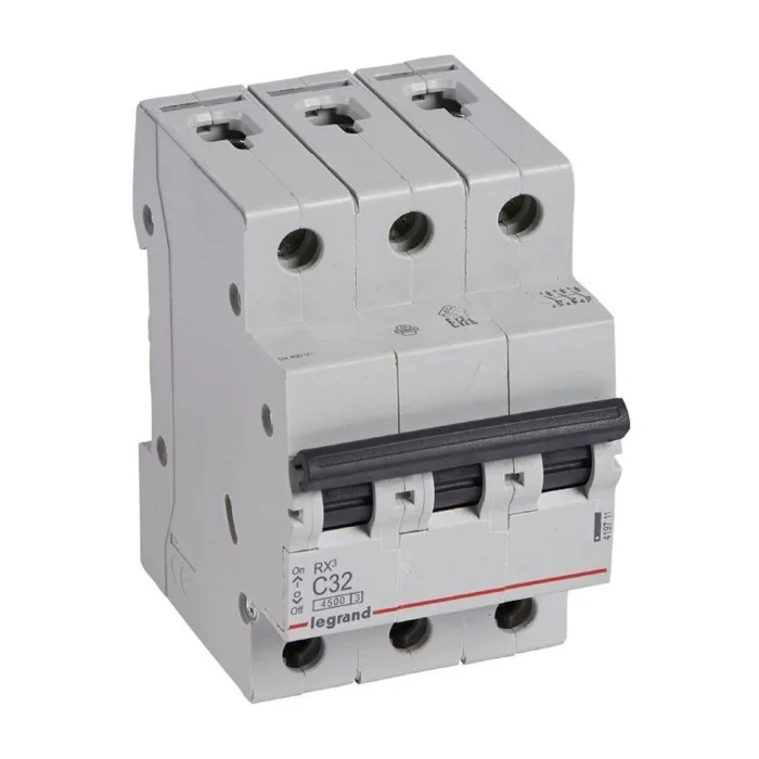 Выключатель автоматический модульный 3п C 32А 4.5кА RX3 ИЭК Leg 419711