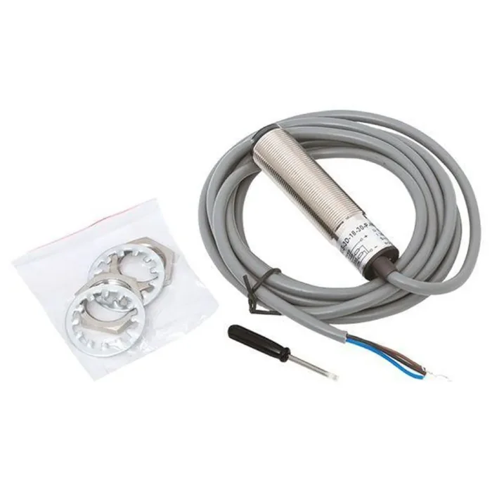 Датчик оптический бесконтактный EKF PROXIS-3D-18-30-P-NO+NC-2