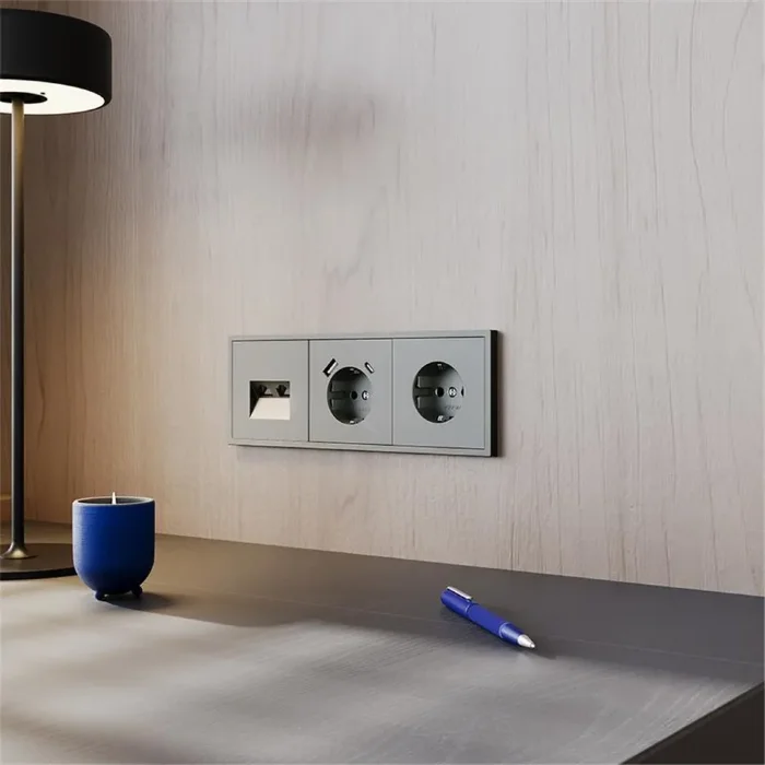 Розетка компьютерная 2-м СП S70 RJ45 + RJ45 кат.6 механизм титан Voltum VLS060206