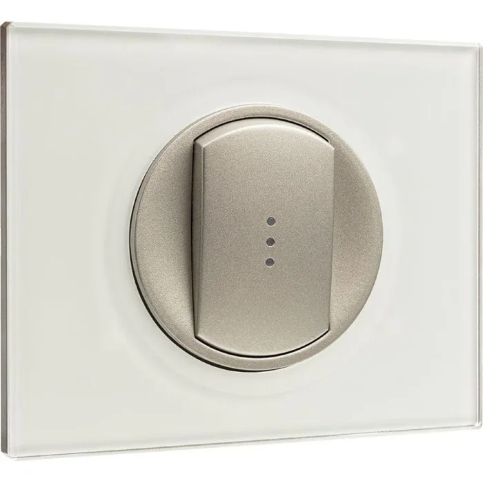 Панель лицевая Celiane для выкл. с подсвет. титан Leg 068303