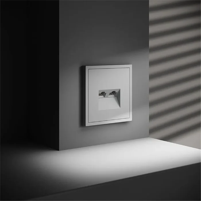 Розетка компьютерная 2-м СП S70 RJ45 + RJ45 кат.6 механизм бел. матов. Voltum VLS060202