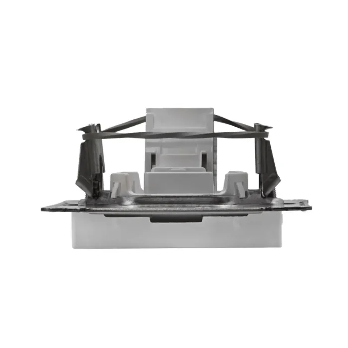 Розетка компьютерная 1-м AtlasDesign RJ45 кат.5E механизм бел. SE ATN000183