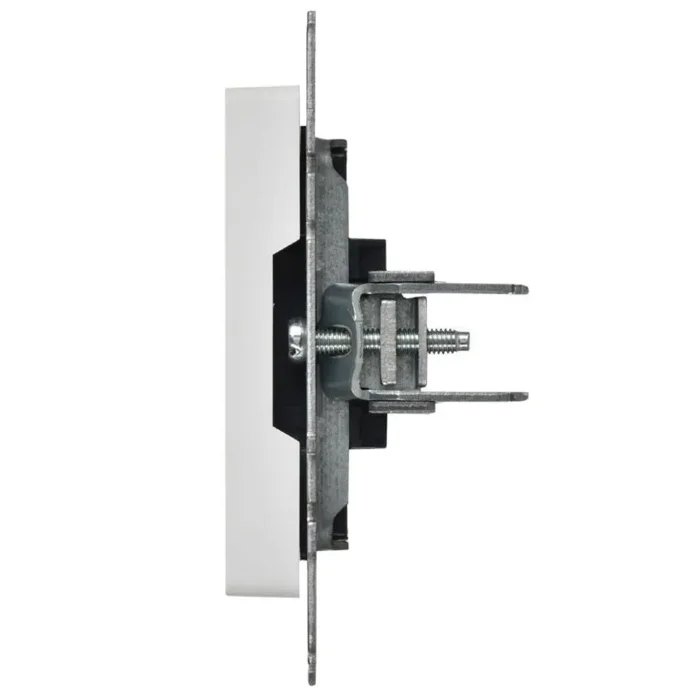 Заглушка BRITE МЗ10-БрАБ с суппортом механизм арктич. бел. IEK BR-PL10-K91