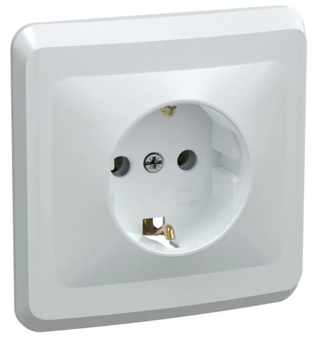 Розетка 1-м СП Вега РС10-3-ВБ с заземл. контактом без защ. штор 16А бел. GENERICA ERV11-K01-16-DM