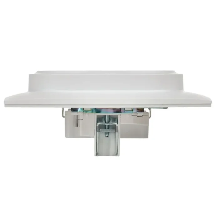 Розетка 2-м SKANDY 16А с заземл. защ. шторки в сборе SK-R07W арктич. бел. IEK SK-R24-16-K01-F