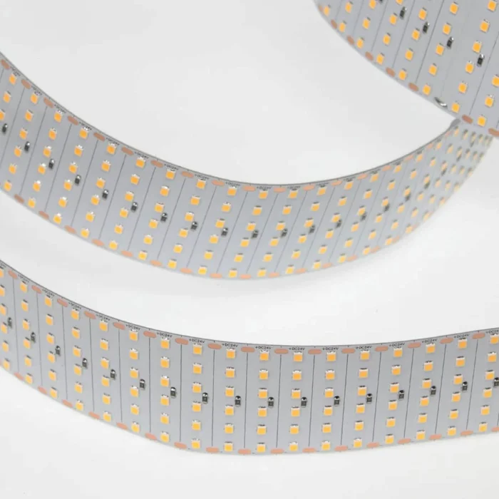 Светодиодная лента Lux Class, 2835, 600 led/m, шестирядная, warm white, 24V, 48W/m, IP20, X17