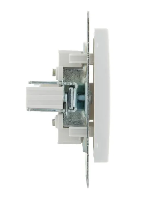 Розетка компьютерная СП Rain RJ45 16А IP20 механизм бел. LEZARD 703-0288-139