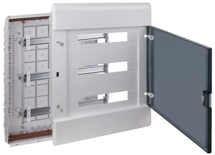 Щиток Тусо скрытая проводка на 54 модуля с дверцей 645х464х116мм Ruvinil 68154