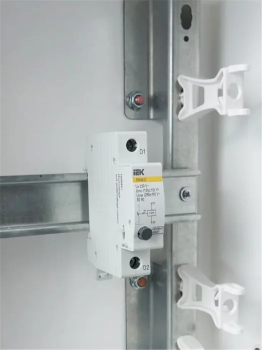 Расцепитель минимального и максимального напряжения РММ47 на DIN-рейку KARAT IEK MVA01D-RMM