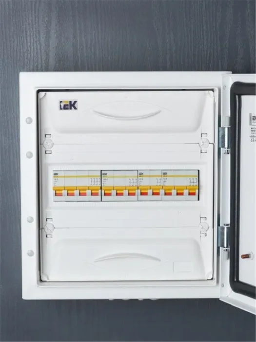 Выключатель нагрузки (мини-рубильник) 3п 100А ВН-32 KARAT IEK MNV10-3-100