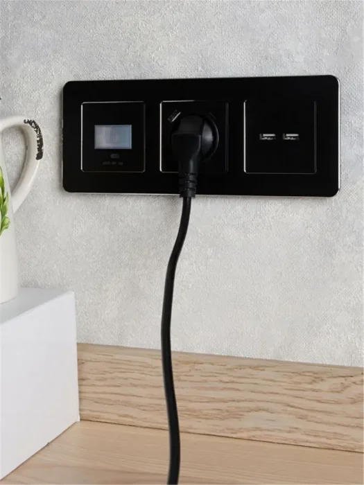 Датчик движения BRITE ДС10-1-БрЧ механизм черн. IEK BR-MS10-N-150-05-K02