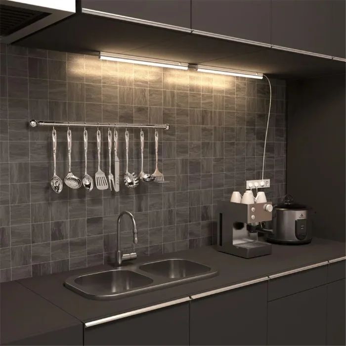 Светильник светодиодный Black 10Вт 4000К IP20 740лм 170-264В 561х22х36мм ДВО линейный накладной бел. GAUSS 130511210