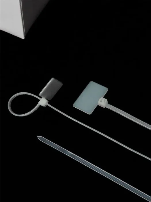 Хомут кабельный ХП1 3х200 бел. с таб. 25х15 (уп.100шт) IEK UHH61-3-200-100