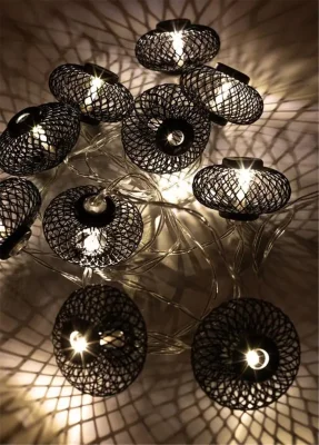 Гирлянда светодиодная &quot;Фонарики&quot; черн. 5х3см 10LED тепл. бел. 1.8+0.3м КОСМОС KOC_GIR-B119