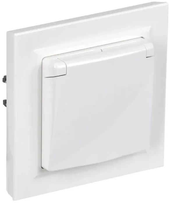 Розетка с крышкой Brite 16А IP44 РСбш10-3-44-БрБ механизм бел. в сб. IEK BR-R16-16-44-K01-F-PRO