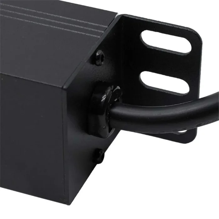 Блок розеток 8-м 10А IEC 60320 C13 для 19дюйм шкафов автомат защиты DKC R519IEC8CBC14